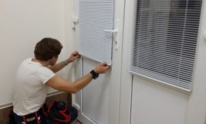 Установка рулонных жалюзи в Сестрорецке